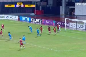 武汉女足错失梦幻开局!对手开场47秒手球送点,马君罚失 武汉女足错失梦幻开局!对手开场47秒手球送点,马君罚失